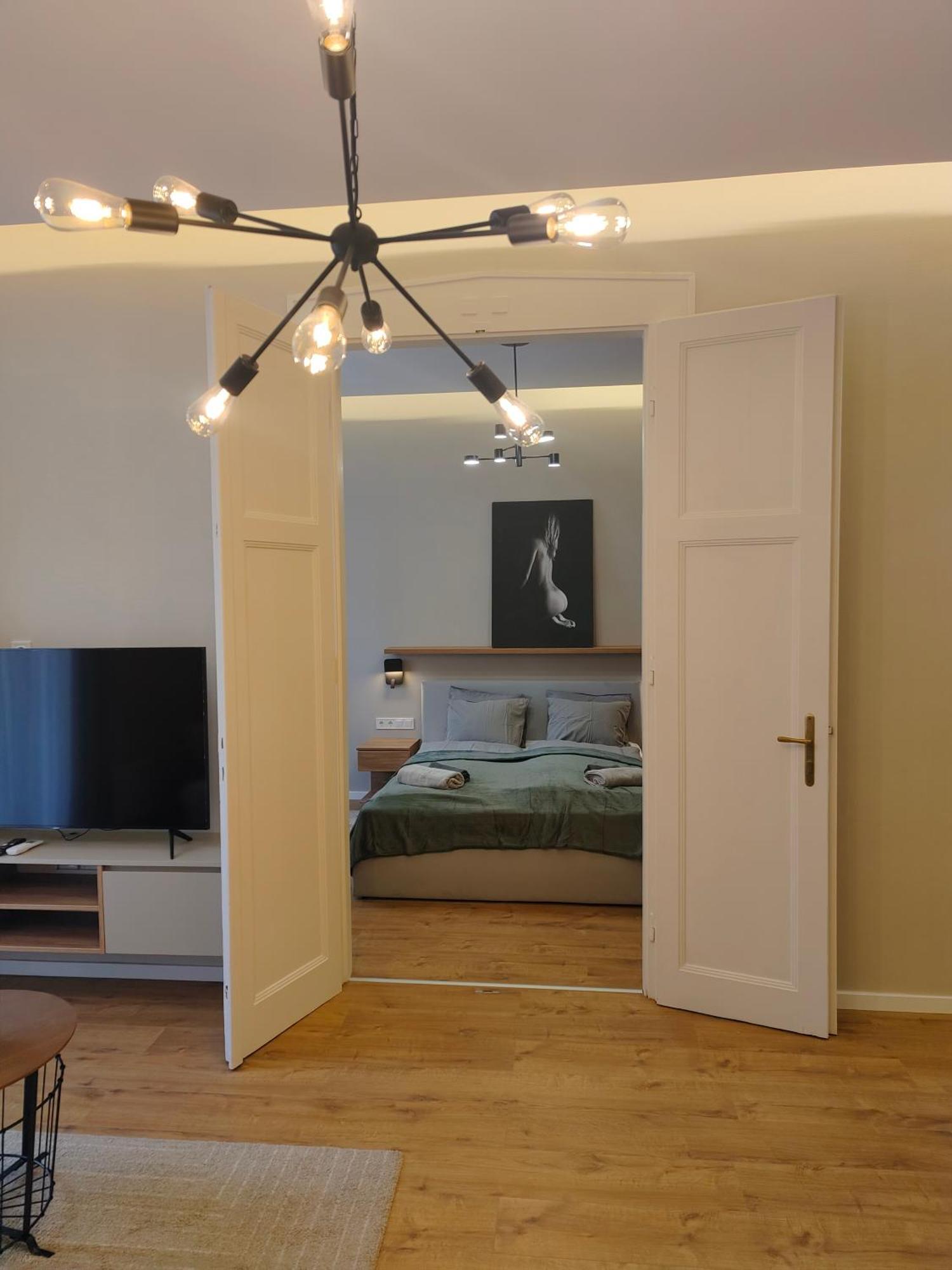 City Center 2, Cozy And Modern 2Br In The City Center Budapeşte Dış mekan fotoğraf